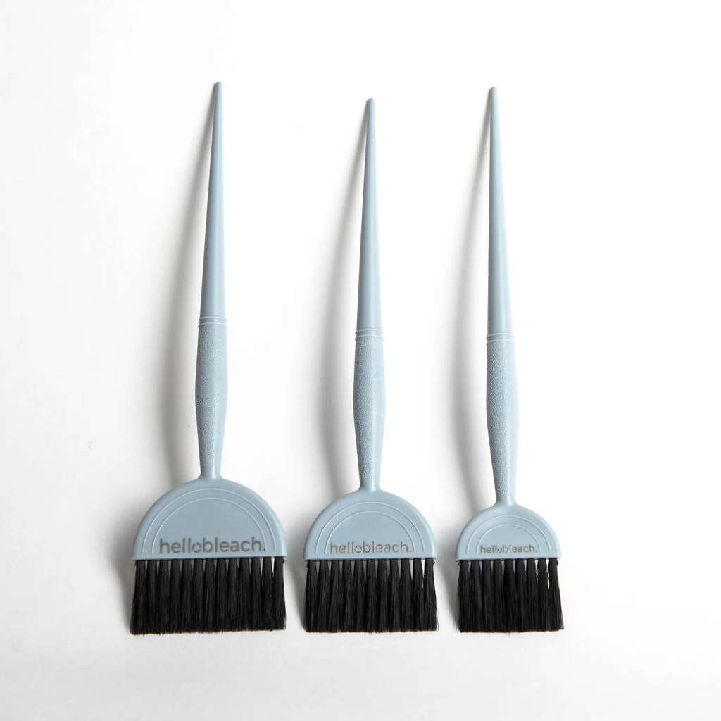 Hello Bleach Small Tint Brush