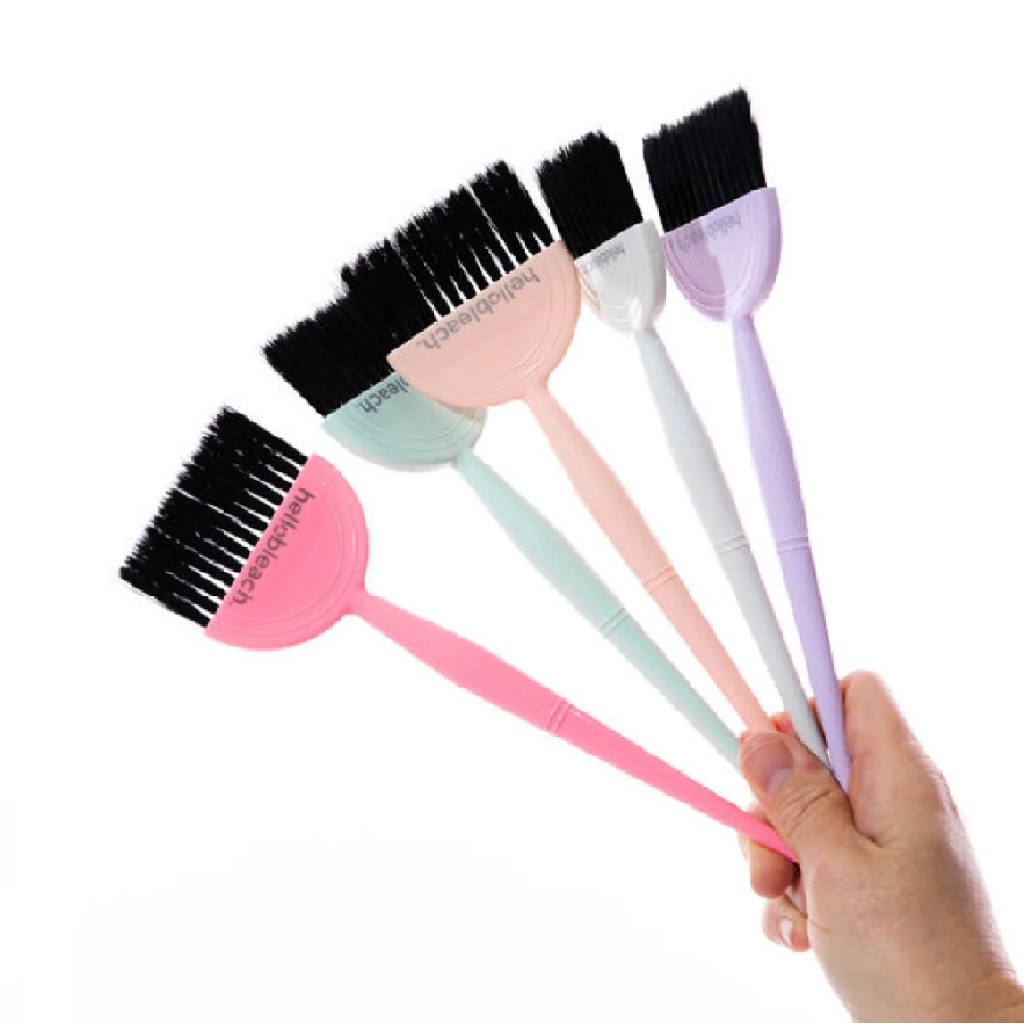 Hello Bleach Medium Tint Brush