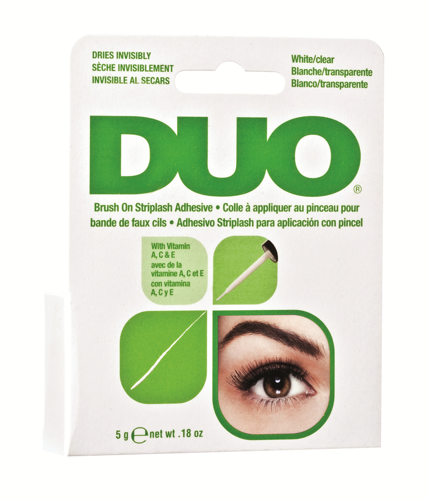 Beautiful lash looks that go on and on! Make your faux lash masterpiece last with the DUO® Individual Lash Adhesive - Clear. Get a flawless lash fit that stays beautiful and seamless for up to 2 weeks. Bonds above your natural lashes with even the most dramatic eyelash extensions effectively with its gentle formula. Dries clear and leaves no trace behind. You’ll forget you’re wearing falsies!